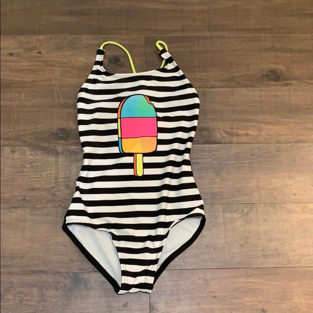 Girls swimsuit